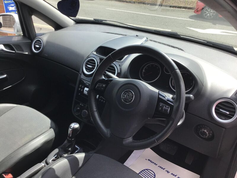 VAUXHALL CORSA