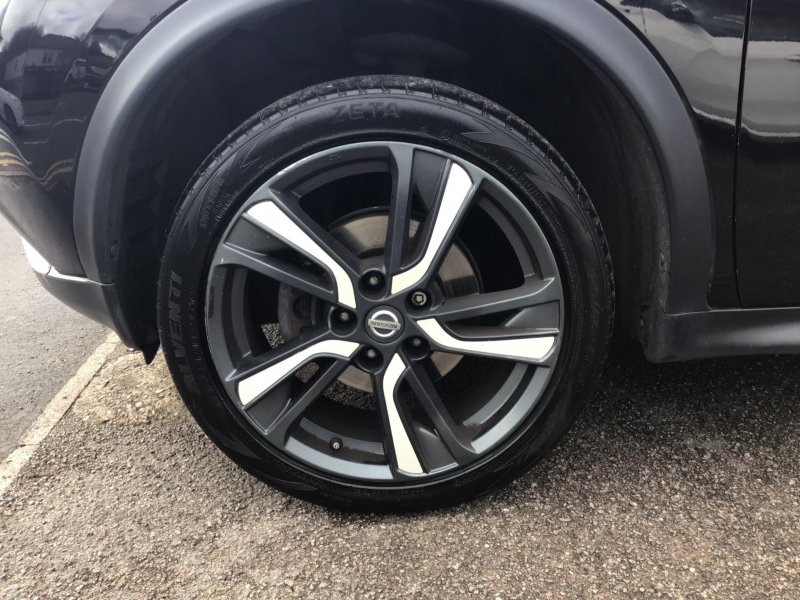 NISSAN JUKE