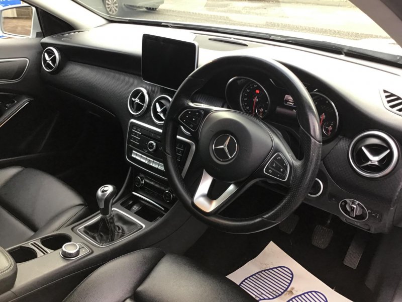MERCEDES-BENZ A CLASS