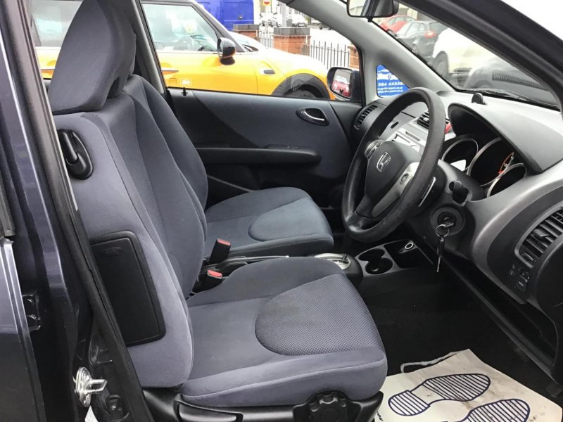 HONDA JAZZ
