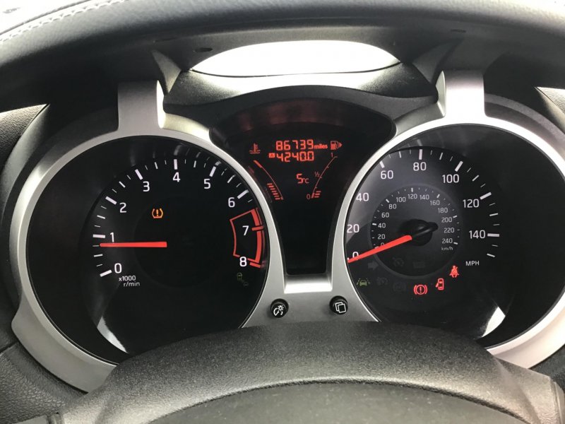 NISSAN JUKE
