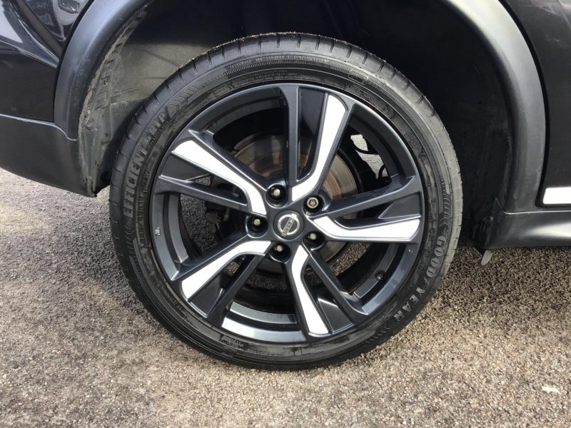 NISSAN JUKE