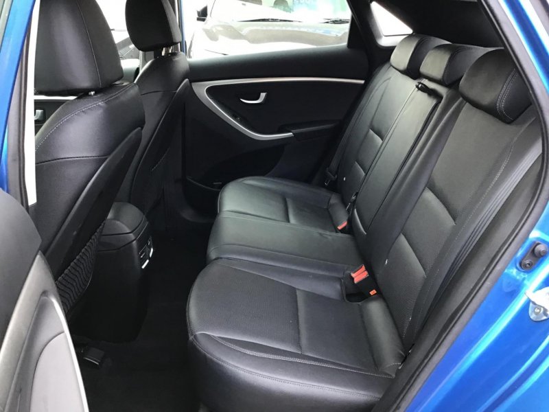 HYUNDAI I30