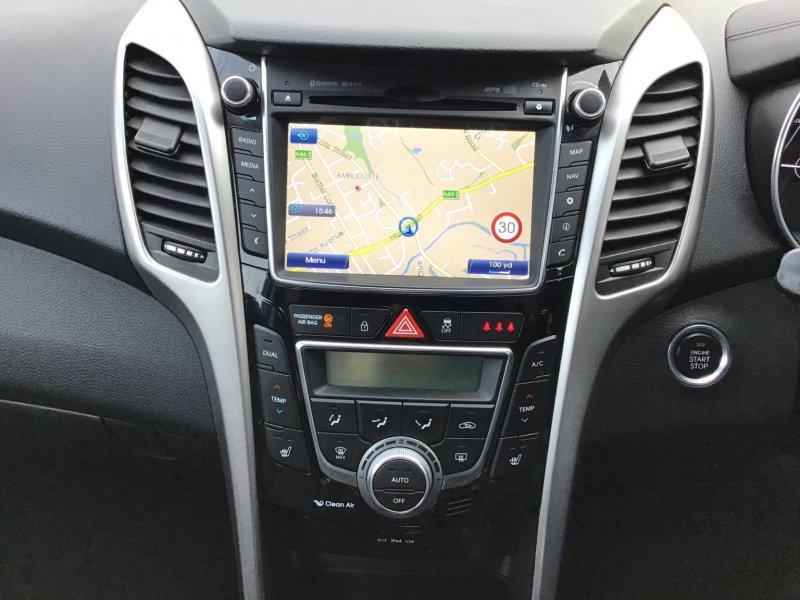 HYUNDAI I30