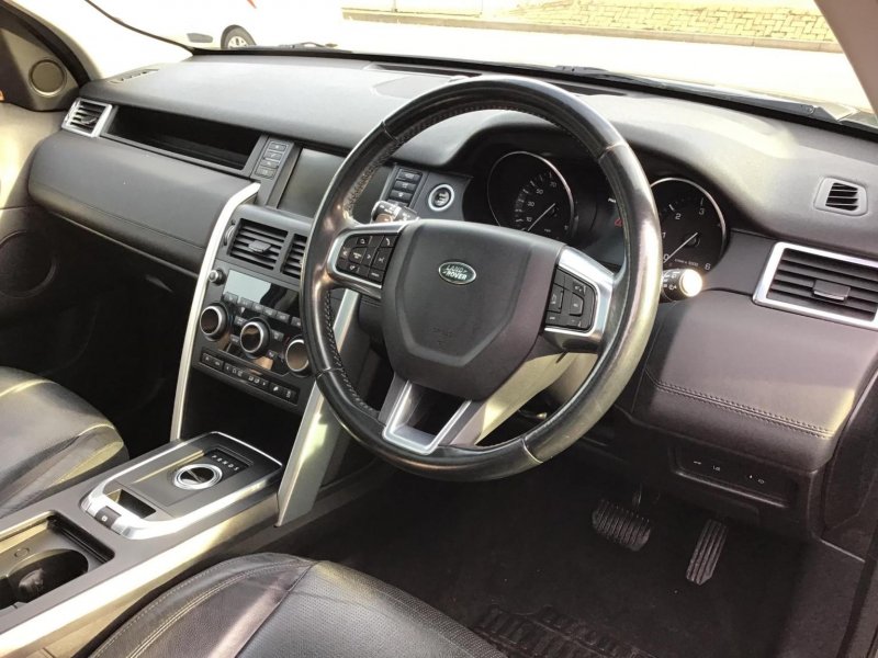 LAND ROVER DISCOVERY SPORT