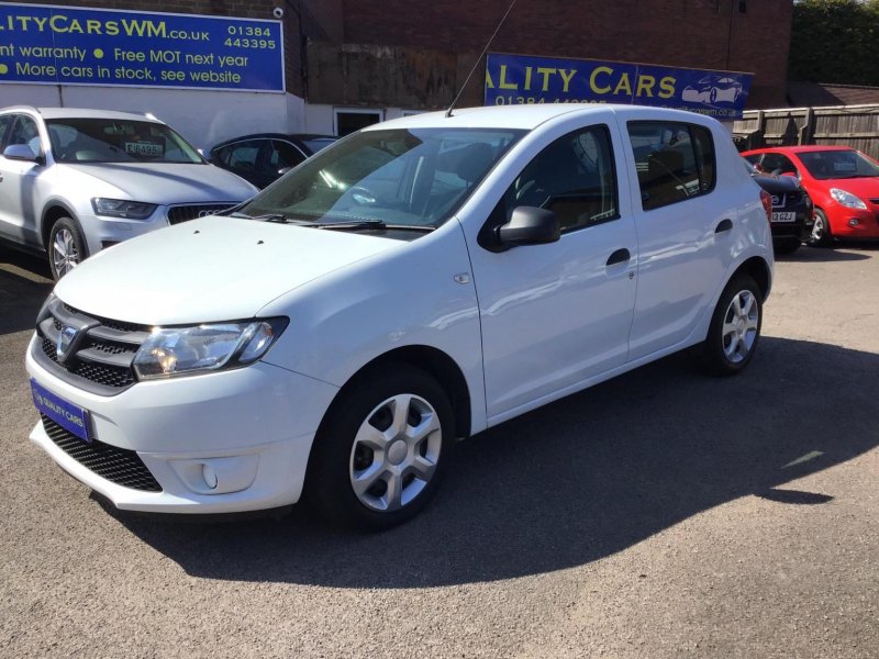 DACIA SANDERO