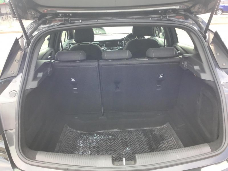 VAUXHALL ASTRA
