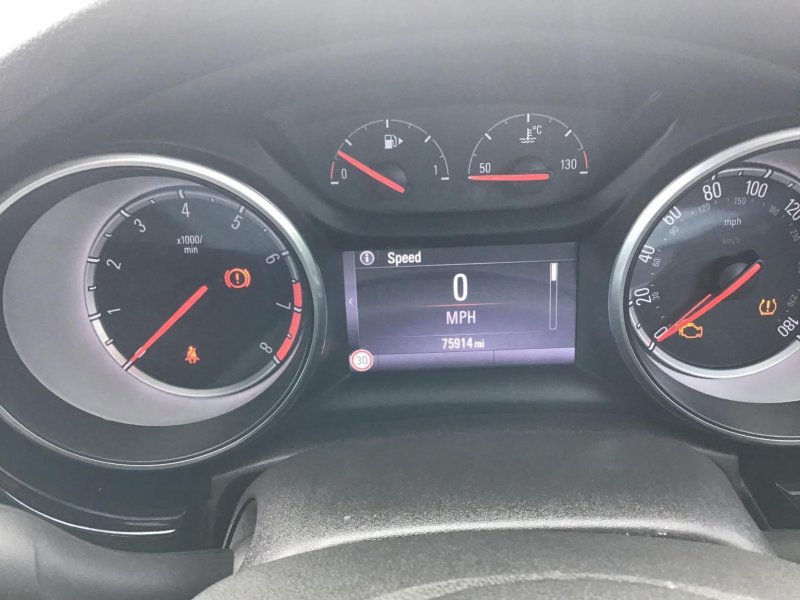 VAUXHALL ASTRA