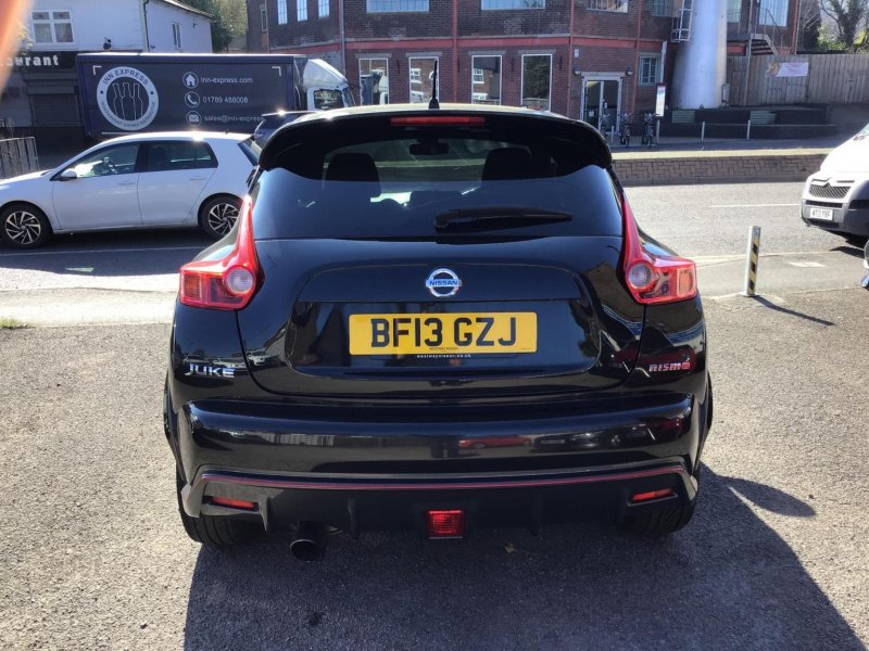 NISSAN JUKE