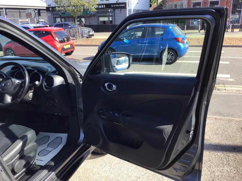 NISSAN JUKE