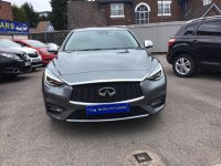 INFINITI Q30